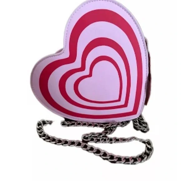 Strawberry Shortcake x Skinnydip Heart Crossbody Bag Pink Retro Y2K Kawaii NWT - Picture 5 of 6